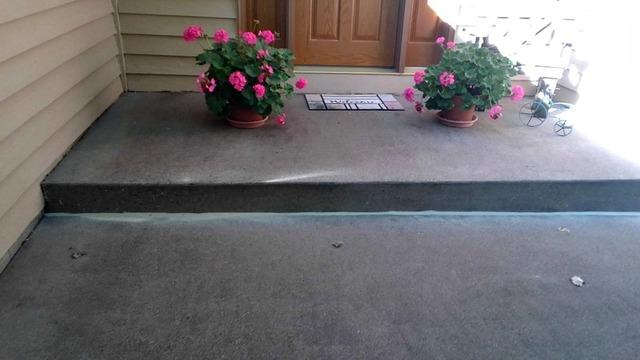 Leveled Porch in Lindstrom