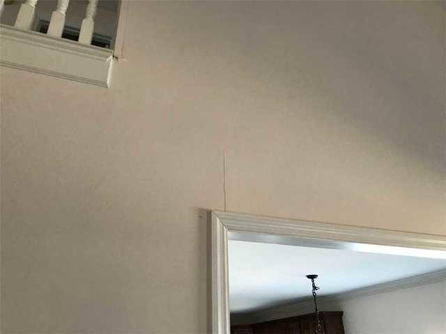 Cracks in Drywall