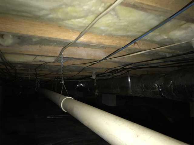 Moisture in the Crawl Space