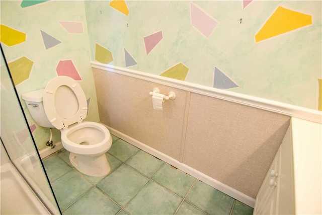 Newly Finished Basement Bathroom
