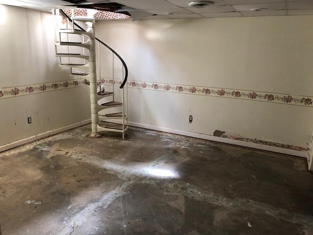 Restoring The Bottom Of Your Unfinished Basement Walls