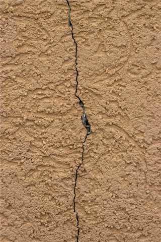 Foundation Wall Crack