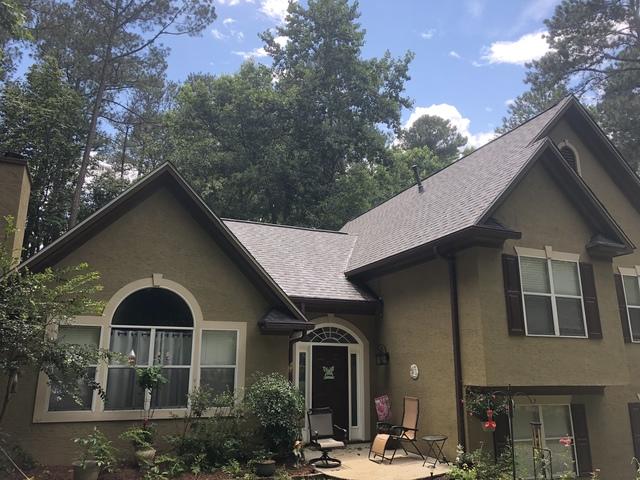 New roof is installed and looks beautiful. This new roof system will protect this homeowners investment for years.