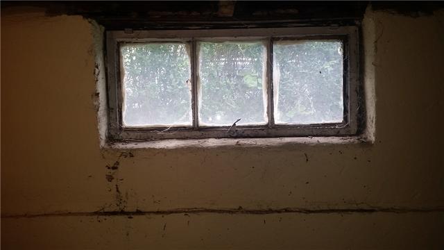 Old, Insufficient Window