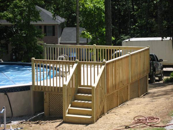 Frontal view of the completed deck by the pool.