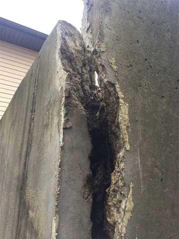 Corner Separation Before Repair From Ground