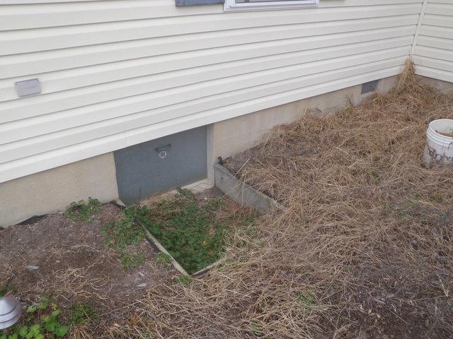 Milton Delaware Crawlspace Entrance