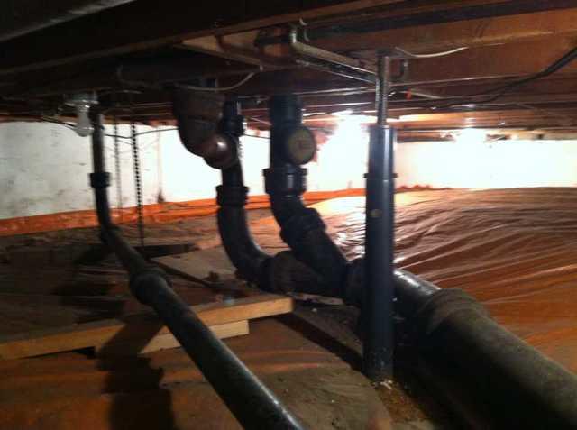Before Crawlspace Encapsulation