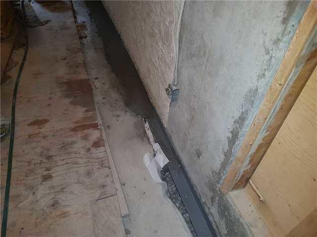 Installation du drain intérieur WaterGuard