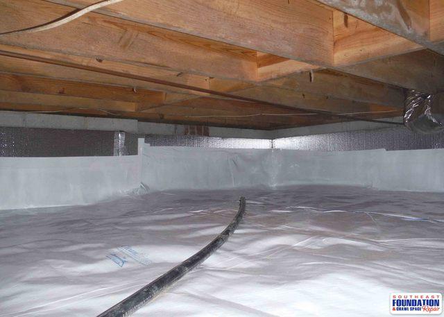 Sealing off the crawl space to save money