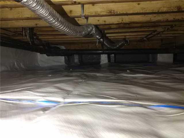 Crawl Space Vapor Barrier in Mystic Island
