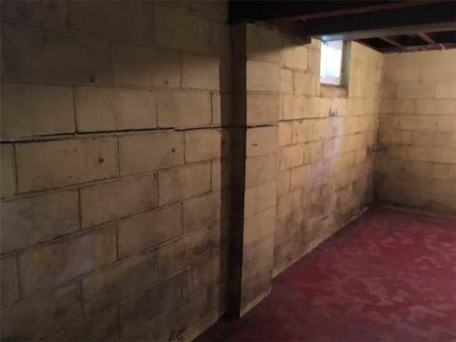 Bowing Walls