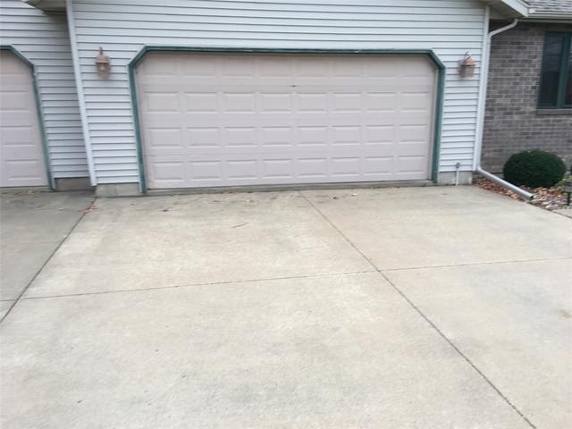 Large Garage Apron