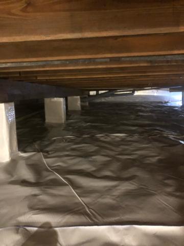 Here is a finished view of the crawl space after it was encapsulated with CleanSpace.