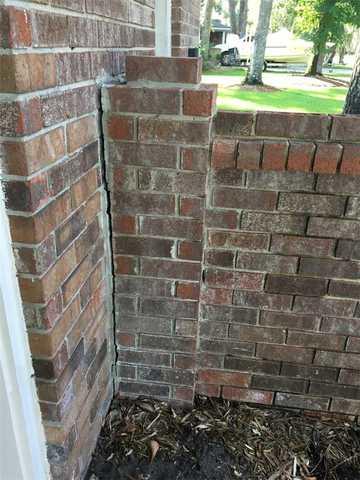 Settling foundation issues