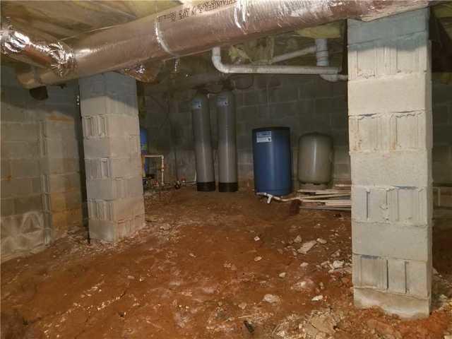 Unfinished crawl space