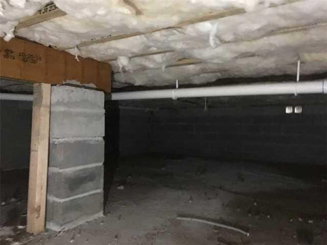 Cold Crawl Space