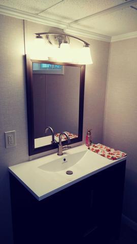 <p>Fantastic vanity that we installed in the new bathroom.</p>