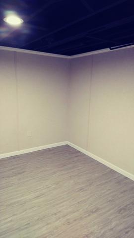 <p>The finished walls and floors look absolutly wonderful!</p>