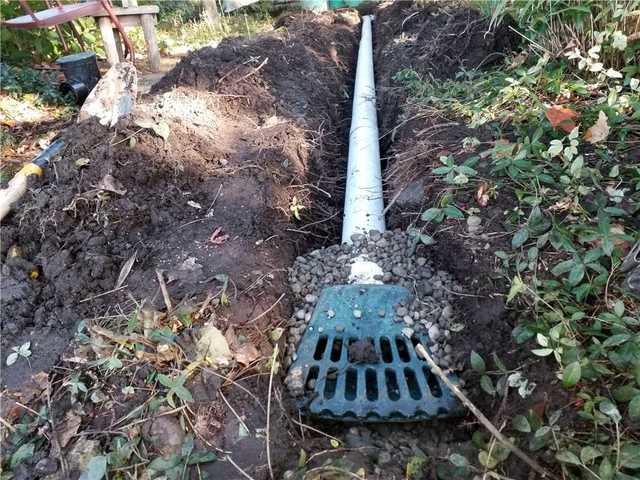 Lawnscape Outlet Reduces Discharge Hassle