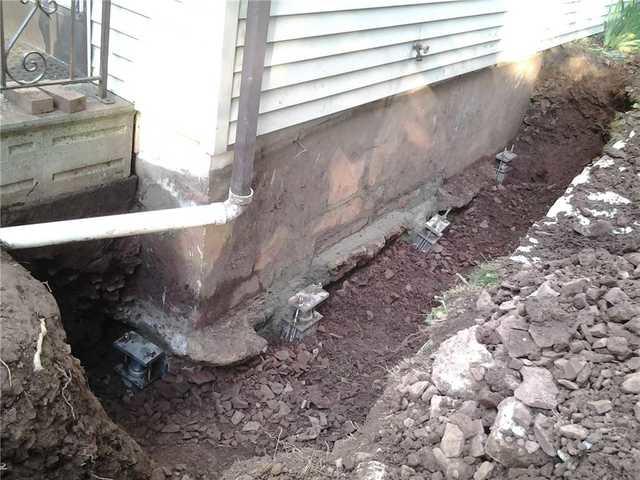 SmartJack system in place to support foundation