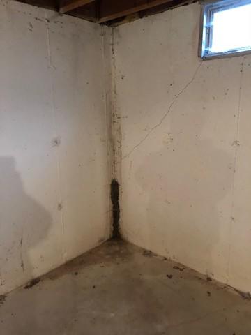 Leaking Wall Cracks