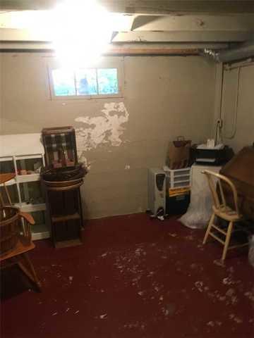Crackling, damp basement walls