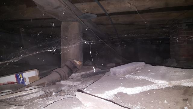 Crawl Space Cleaning