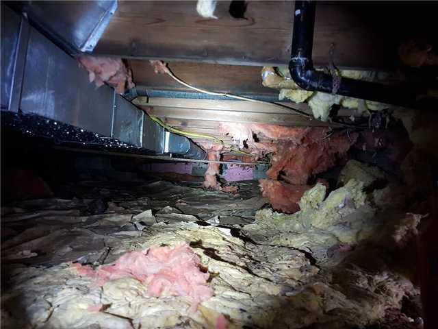 Fibreglass or spray foam insulation in an unencapsulated space