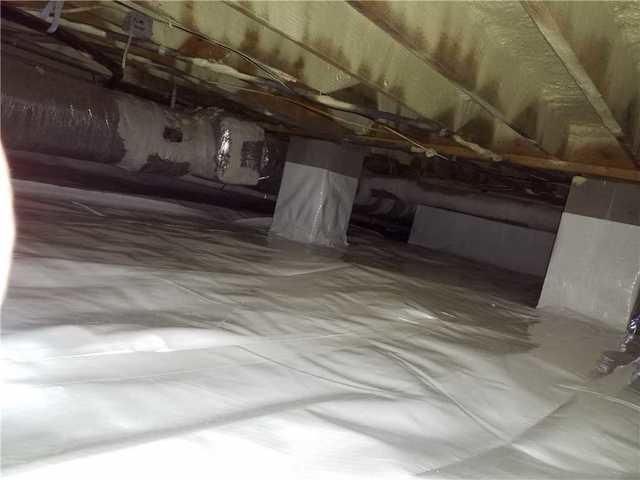 CleanSpace liner is used to isolate the home from the earth.