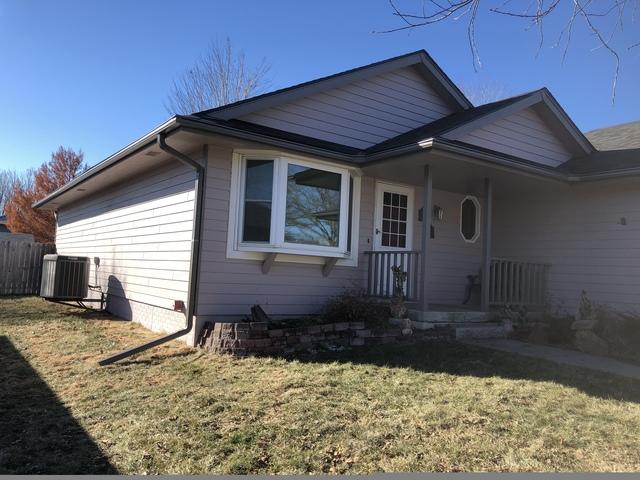 Midlands Home Solutions Leafguard Gutters Downspouts Photo Album Terratone Leafguard Gutter System Installed On Lincoln Ne Home