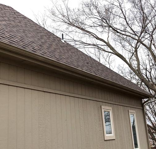 Arrow Renovation Roof Replacement Photo Album Olathe Kansas Home Gets New Duration Teak Color Shingles