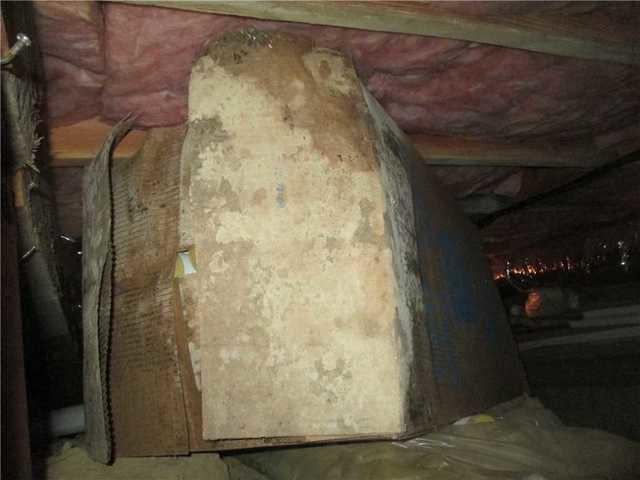 Another view of the crawlspace before CleanSpace was installed