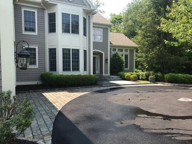 Pressure washing in Riverside, CT