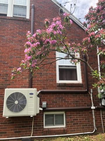 Another fantastic Carrier ductless system installed for our customer in New Haven, CT!