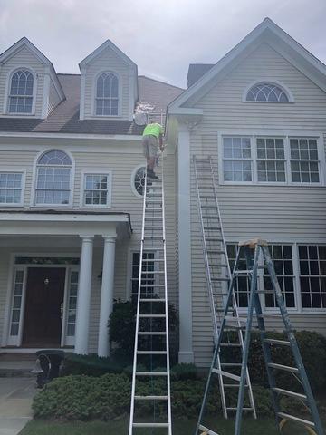 <p>Taking care of windows and trims with exterior paint in Greenwich, CT.</p>