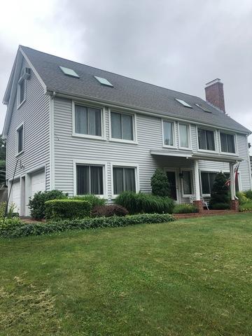 <p>Power washing results for the front of this property in Seymour, CT.</p>