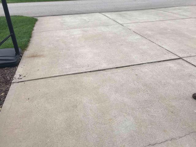 Driveway Slab Before PolyLevel Injection
