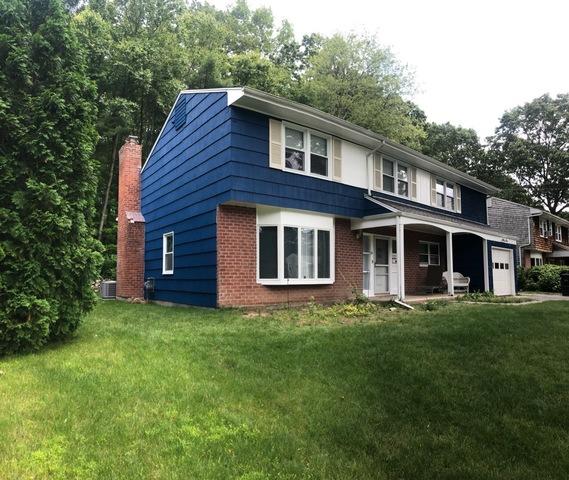 <p>Vibrant exterior paint job in Stamford, CT sets this house apart from the rest.</p>