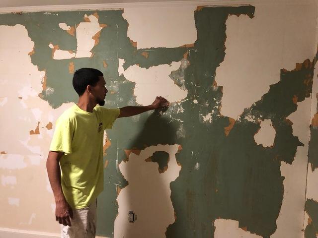 Wallpaper Removal in Wallingford, CT