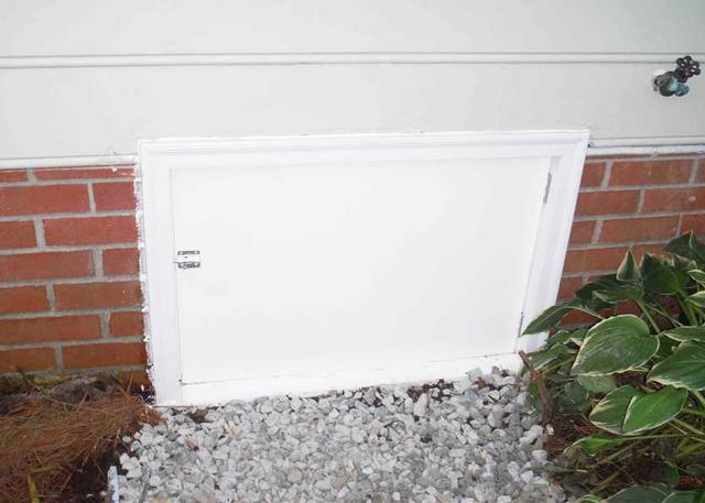 After installing the CleanSpace Encapsulation System our crew installed a custom crawl space door.