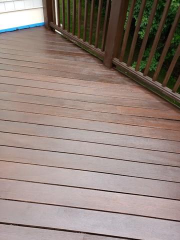 <p>Deck stain final product in Middletown, CT</p>