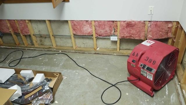 Our drying team was able to help these Libertyville homeowners, following a basement flood, due to sump pump failure.