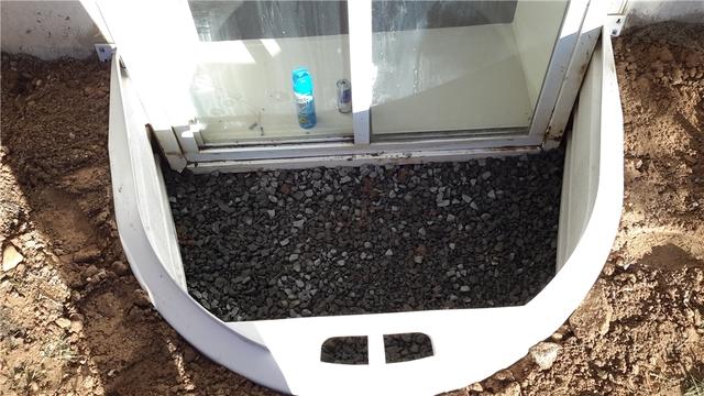 Window Well to Capture Debris