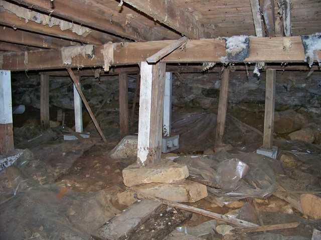 Gilman, CT Unstable Crawl Space