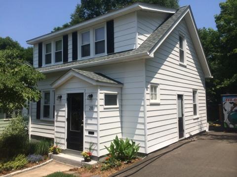 Aluminum Sided Home in New Haven