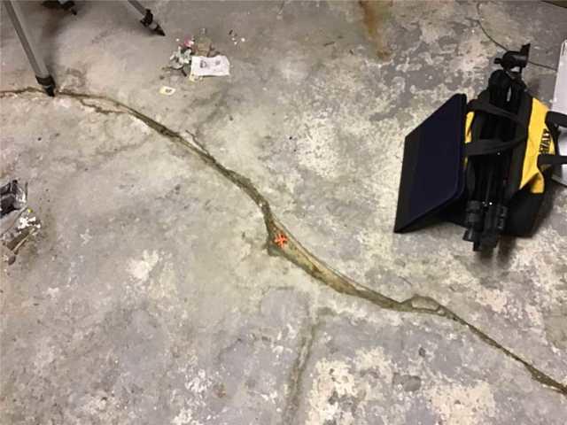 Clarksburg, MA Cracks in Basement