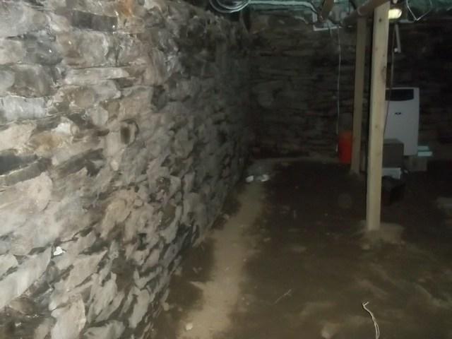 Wet Crawl Space in Yantic, CT