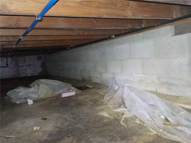 Ineffective Plastic Sheeting in Crawl Space
