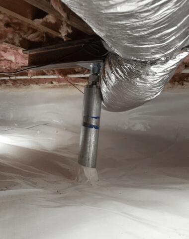 CleanSpace Liner & SmartJacks by Frontier Basement Systems